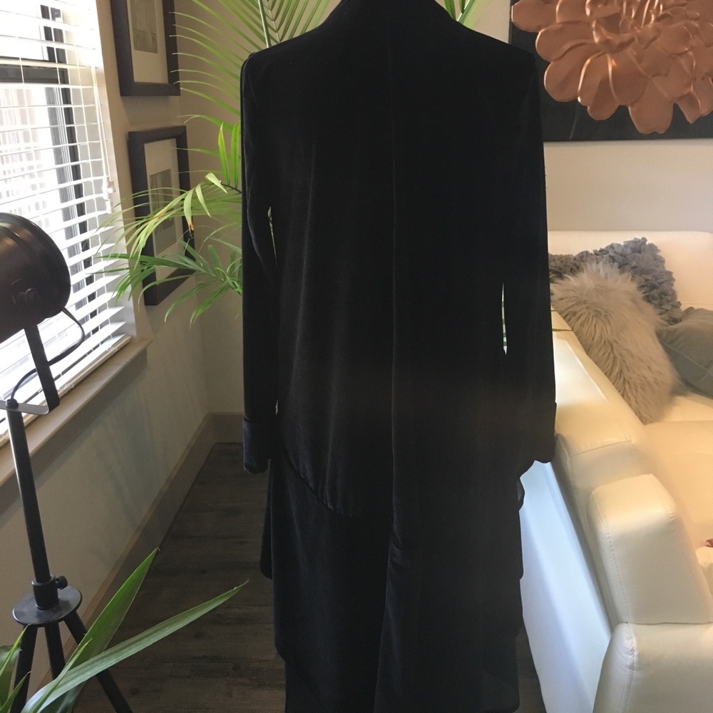 Sweeper Jacket - Picture 2 of 3